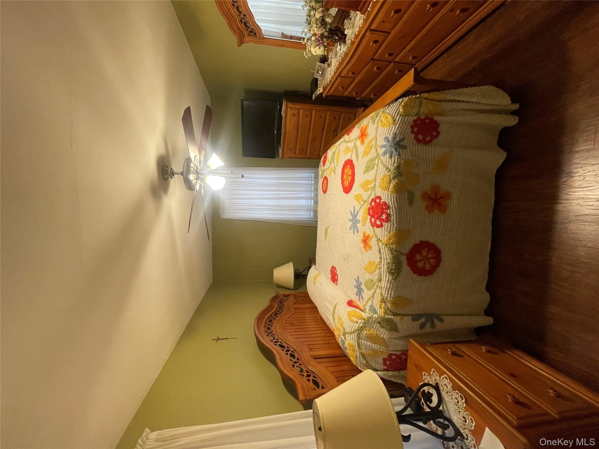 #6 photo, 83-77 Woodhaven Boulevard, কুইন্‌স Woodhaven , NY 11421