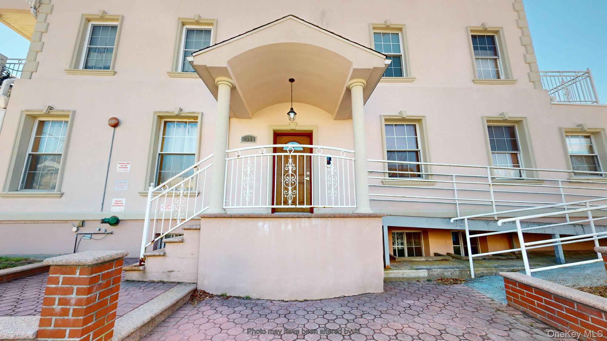 #4 photo, 4300 Atlantic Avenue, 布鲁克林 Brooklyn , NY 11224