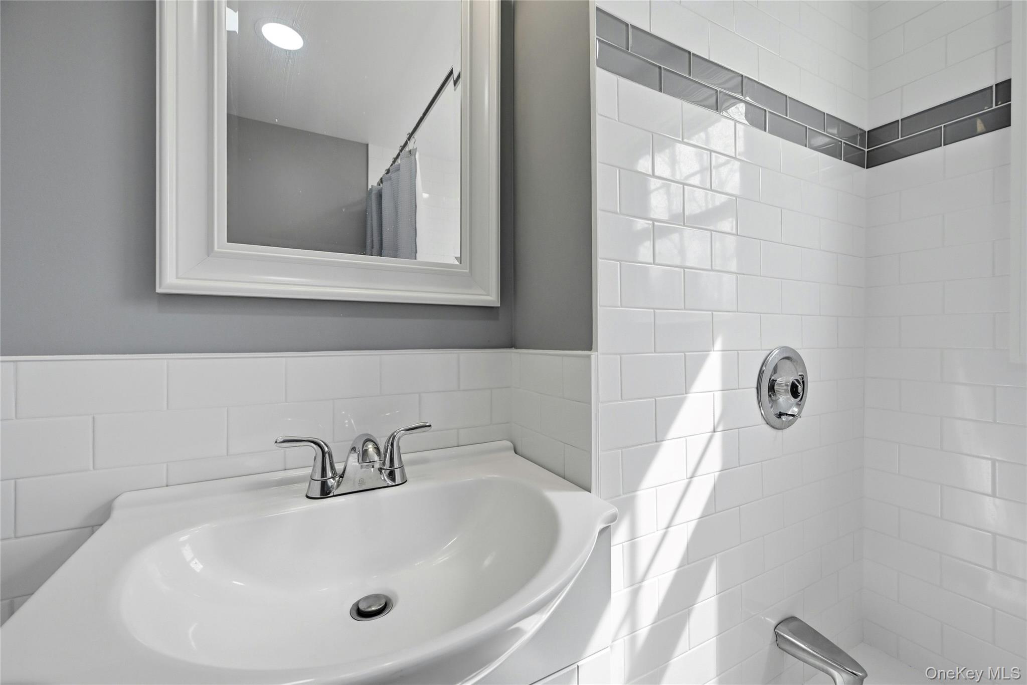 #17 photo, 107 Fillmore Street, מחוז סאפוק Centerport , NY 11721