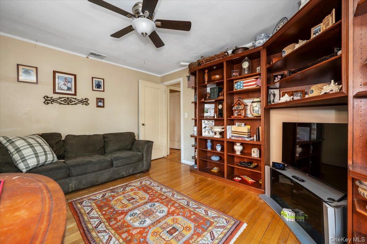 #13 photo, 307 W Penn Street, Long Beach , NY 11561