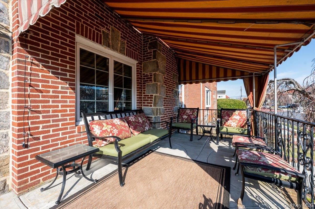 #4 photo, 307 W Penn Street, Long Beach , NY 11561