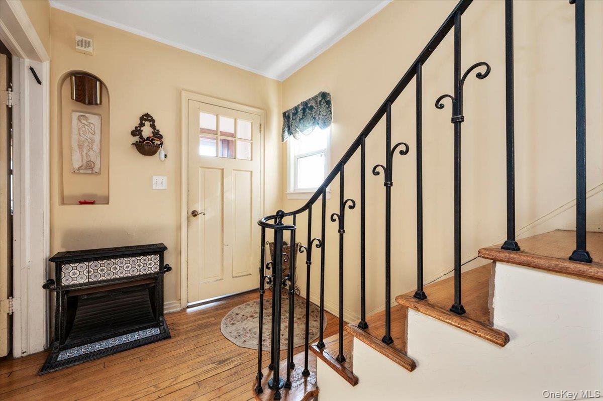 #7 photo, 307 W Penn Street, Long Beach , NY 11561