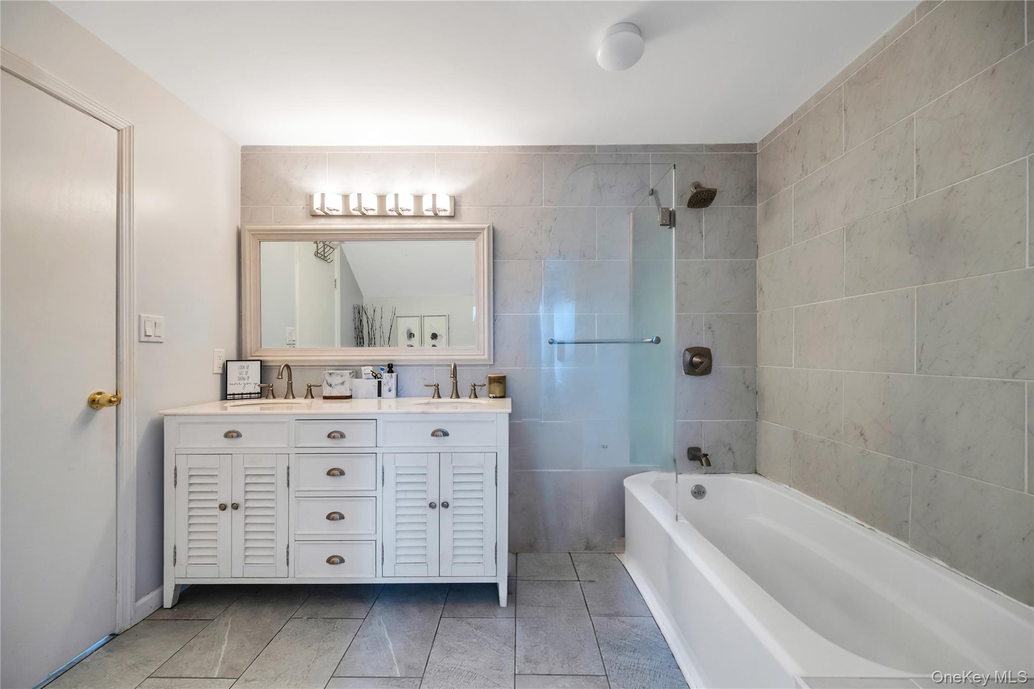 #10 photo, 655 Joy Boulevard, 長島 Baldwin , NY 11510