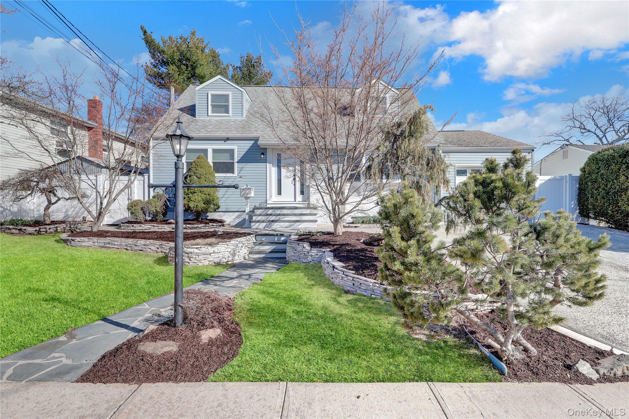 #1 photo, 188 N Kentucky Avenue, Massapequa , NY 11758