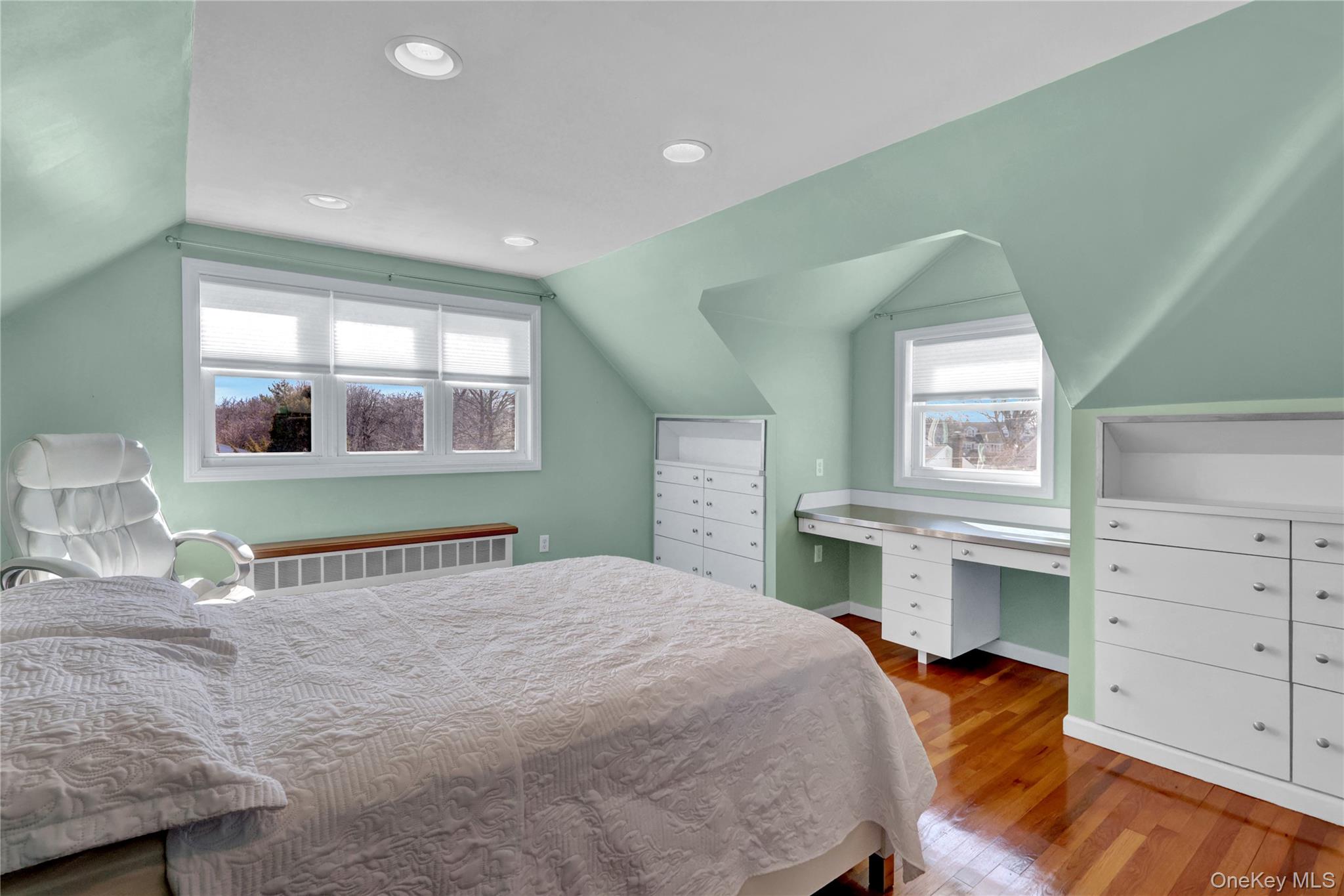 #20 photo, 188 N Kentucky Avenue, Massapequa , NY 11758