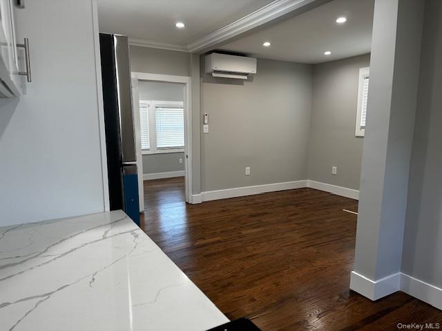 #16 photo, 23 West Drive, Port Washington , NY 11050