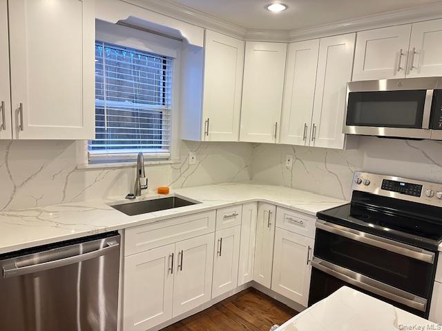 #7 photo, 23 West Drive, Port Washington , NY 11050