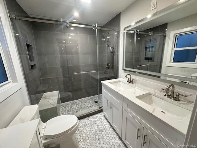 #8 photo, 23 West Drive, Port Washington , NY 11050