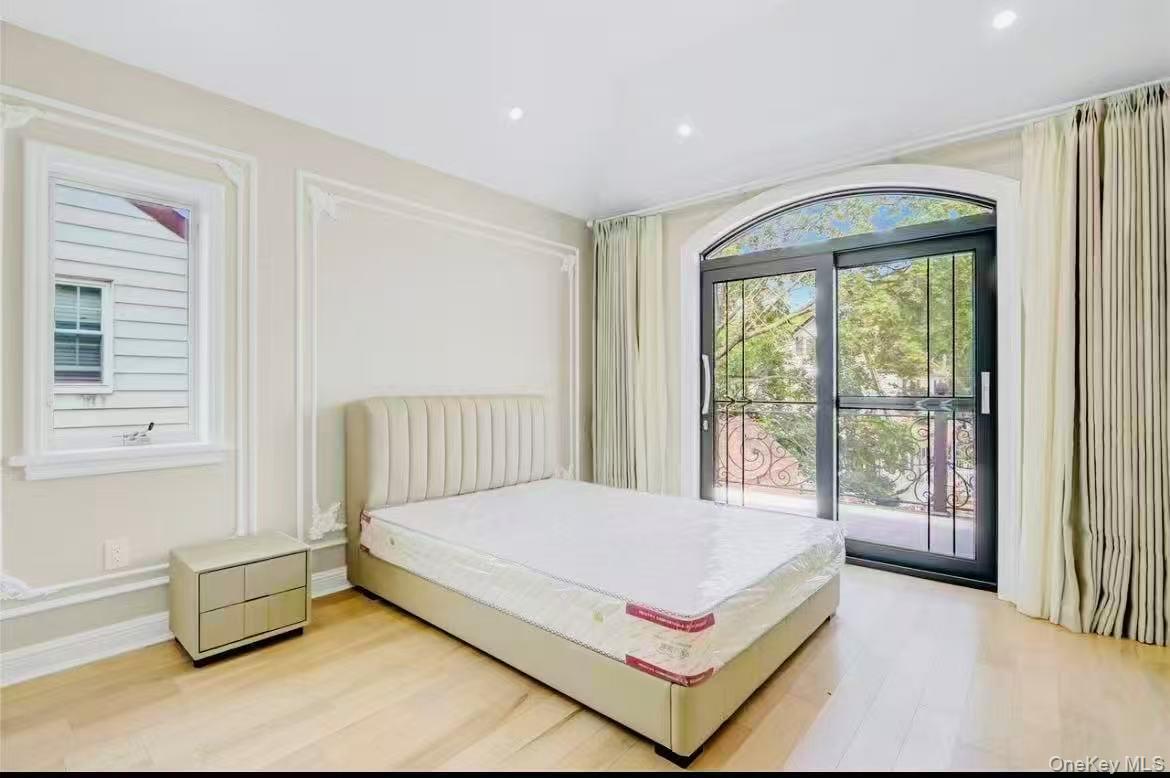 #11 photo, 157-49 Rose Avenue, קווינס Flushing , NY 11355