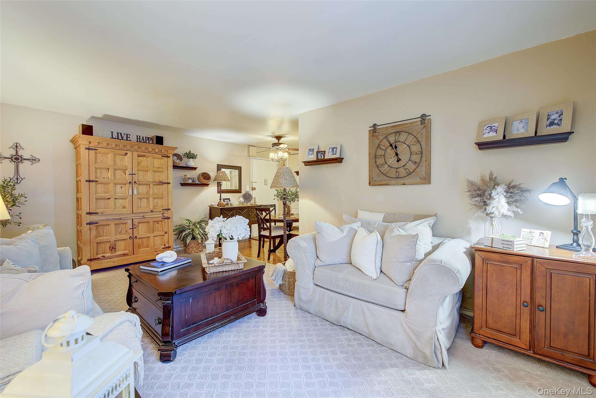 #10 photo, 84-39 153rd Avenue, कुईंस Howard Beach , NY 11414