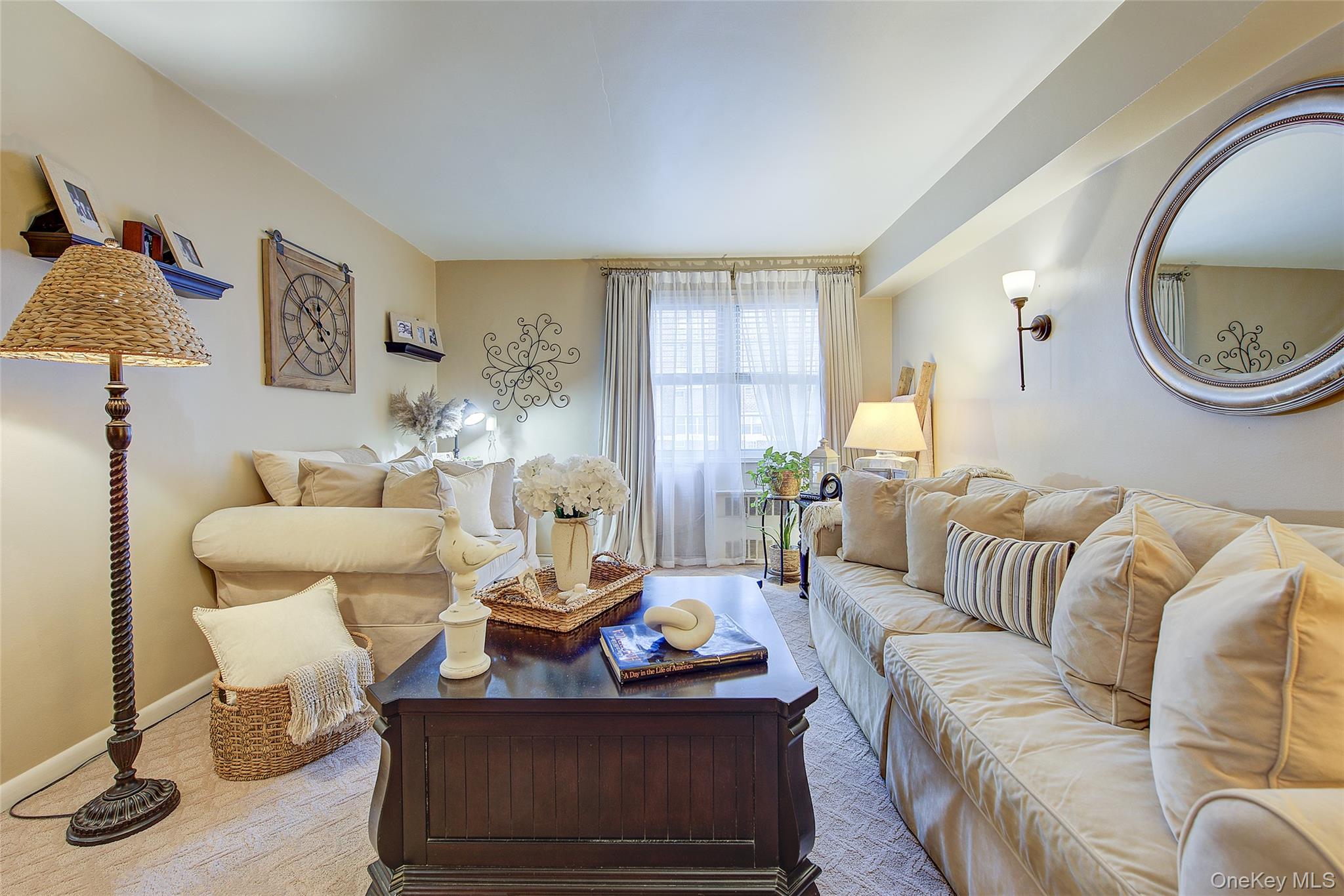 #5 photo, 84-39 153rd Avenue, कुईंस Howard Beach , NY 11414