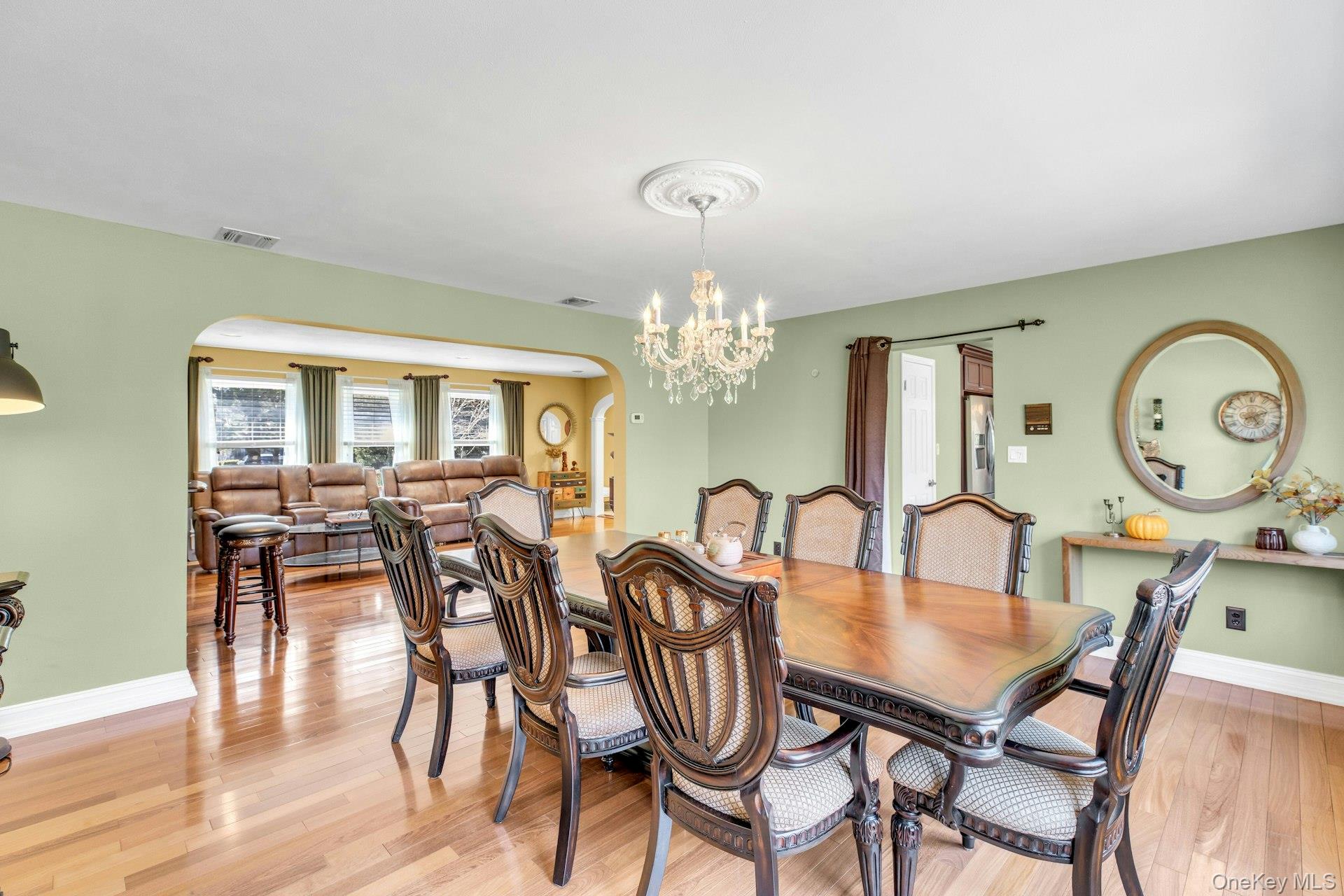 #17 photo, 6 Ashleigh Drive, সাফোক কাউন্টি Saint James , NY 11780