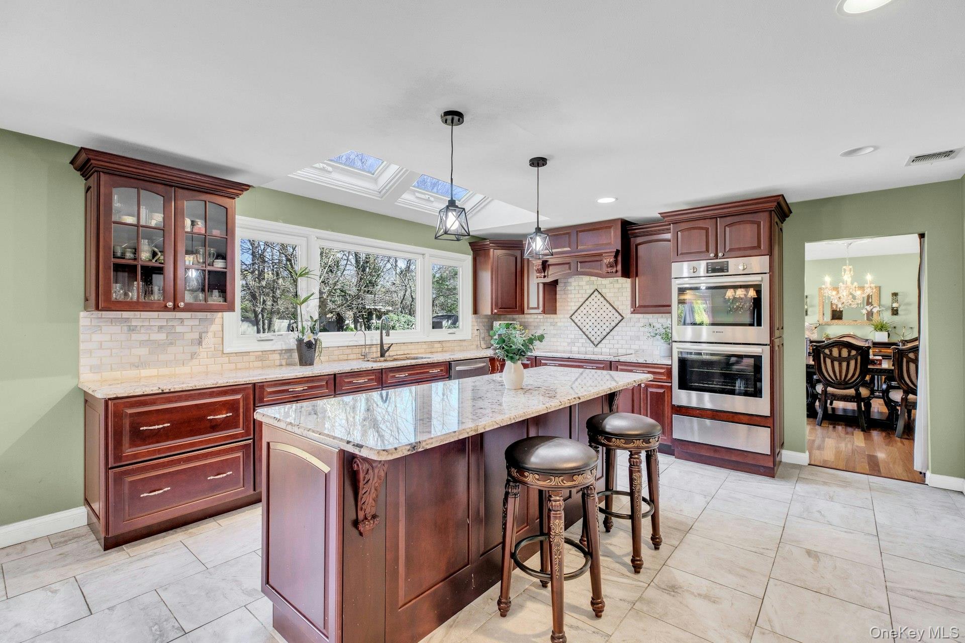 #20 photo, 6 Ashleigh Drive, সাফোক কাউন্টি Saint James , NY 11780