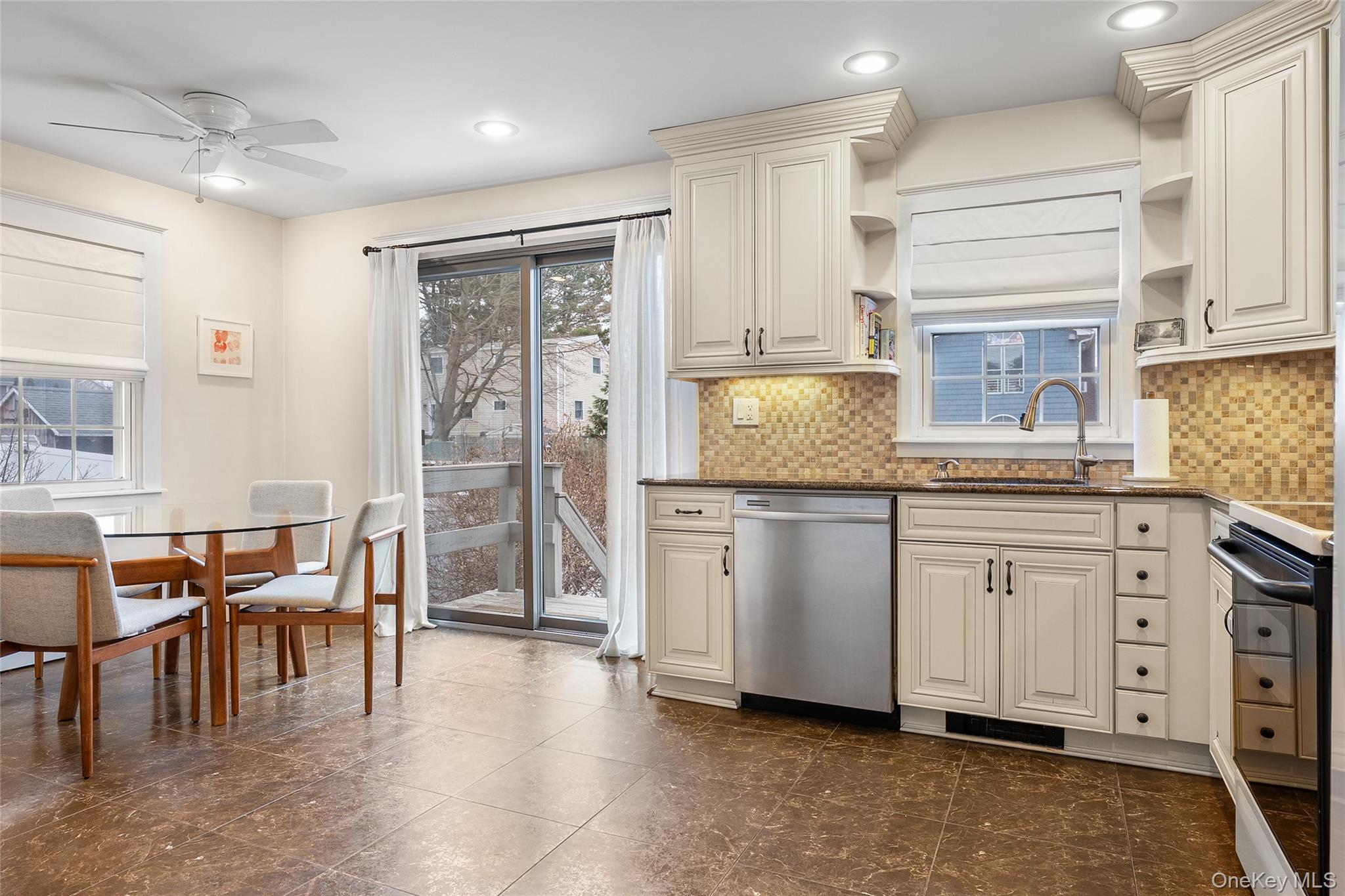 #7 photo, 62 Smith Street, 东长岛 Greenlawn , NY 11740