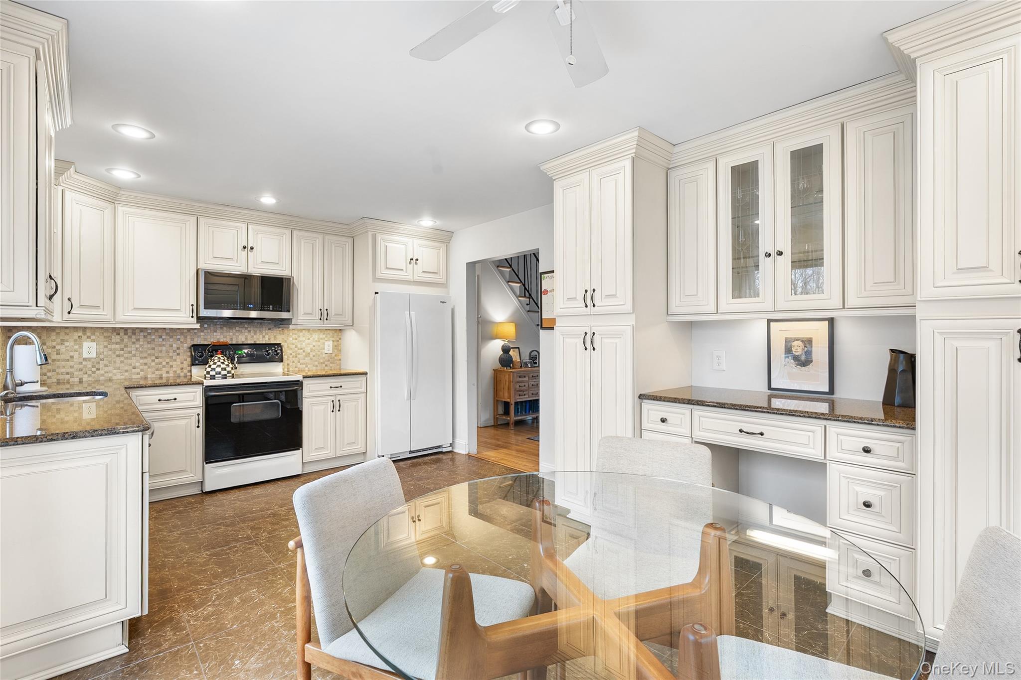 #8 photo, 62 Smith Street, 东长岛 Greenlawn , NY 11740