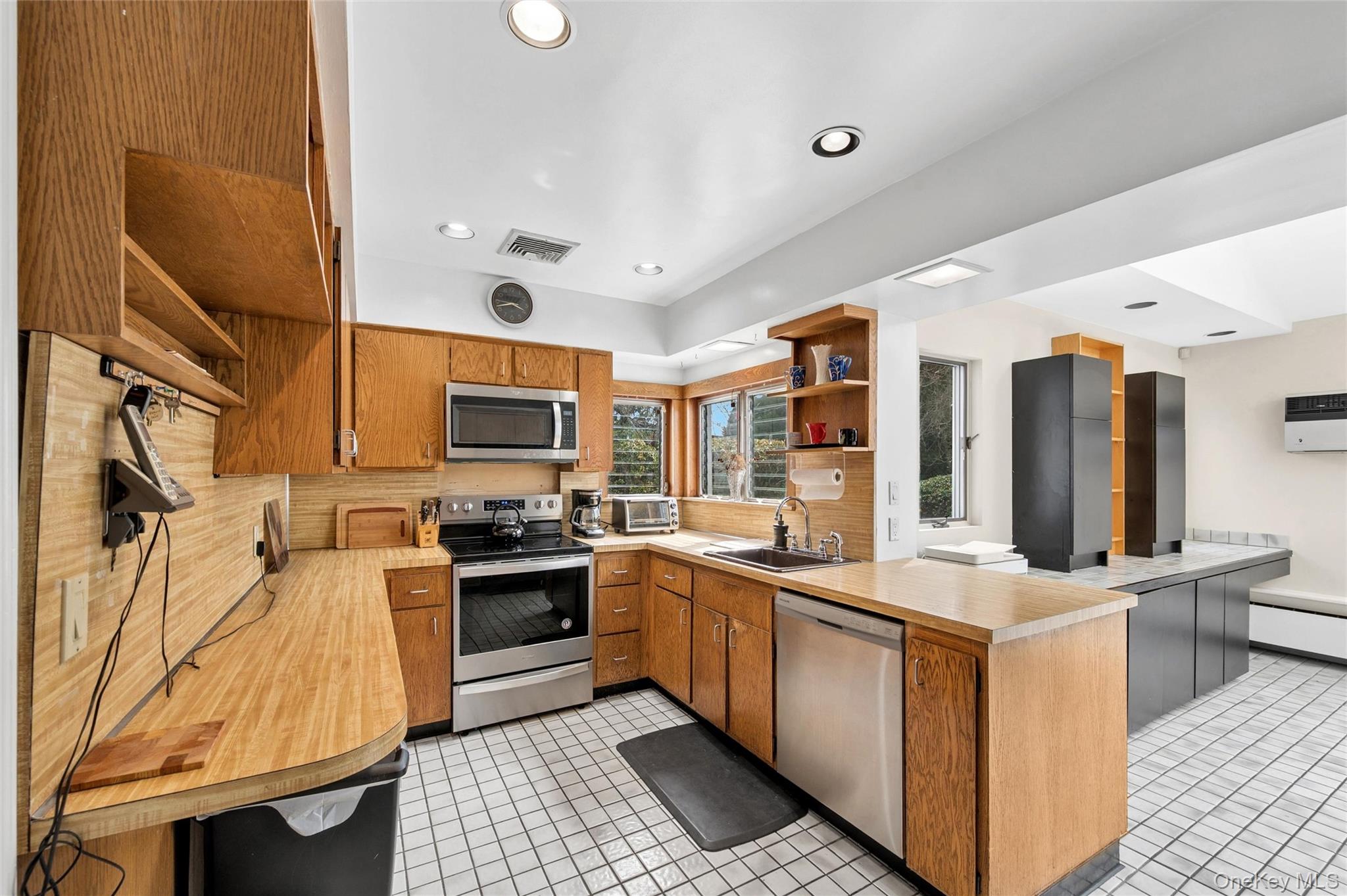 #10 photo, 24 Allen Road, 長島 Rockville Centre , NY 11570