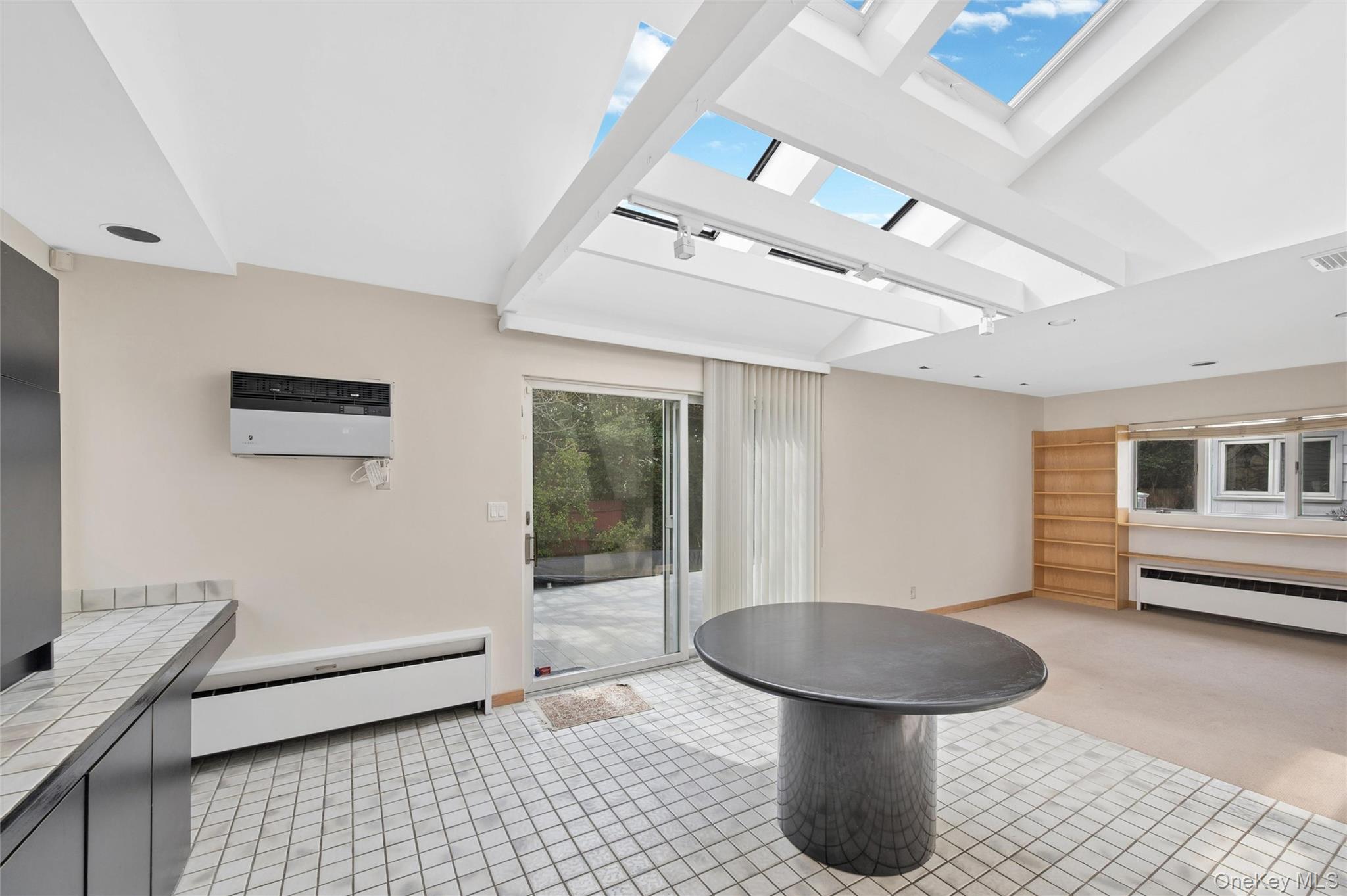 #14 photo, 24 Allen Road, 長島 Rockville Centre , NY 11570