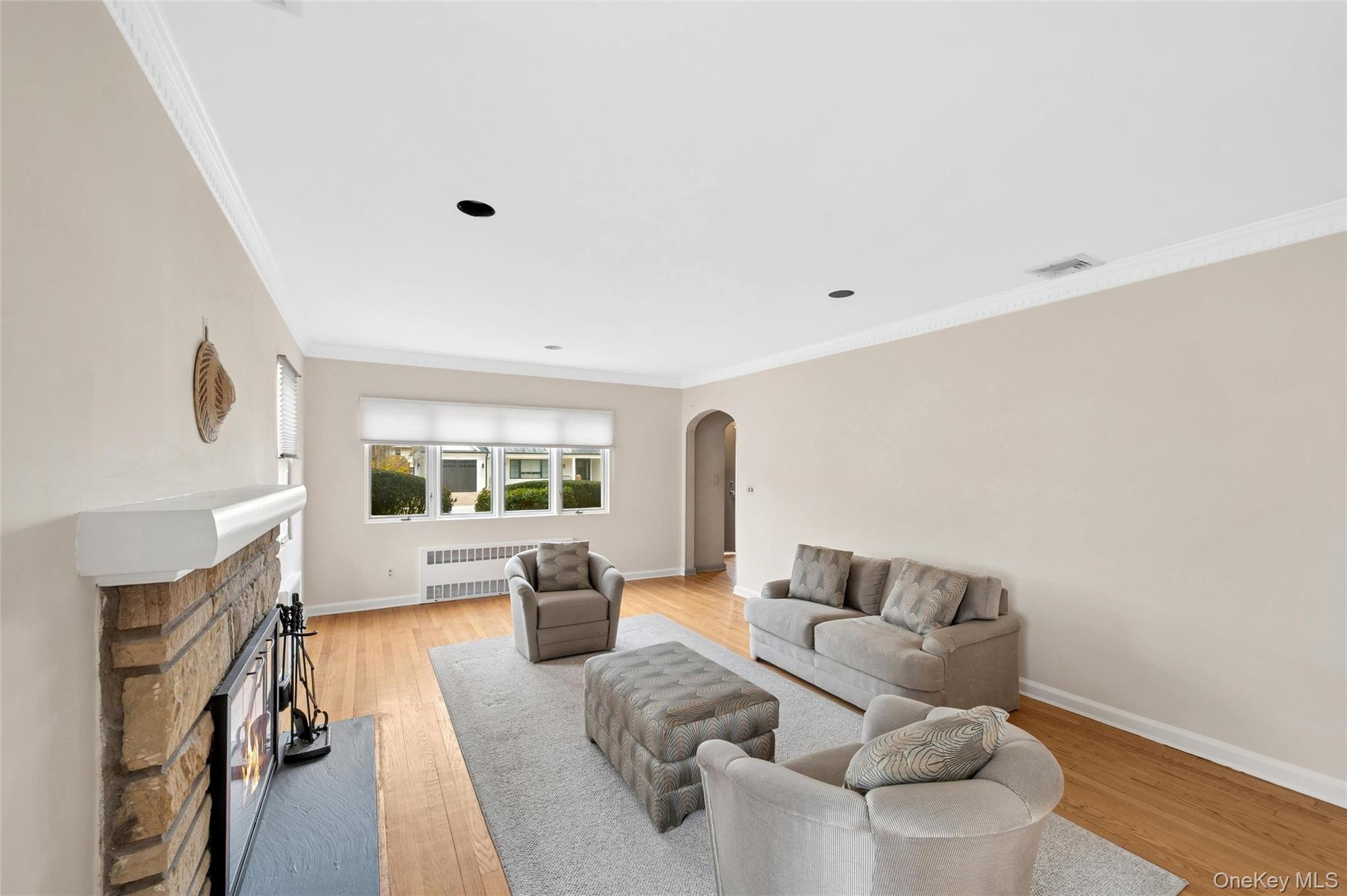 #4 photo, 24 Allen Road, 長島 Rockville Centre , NY 11570