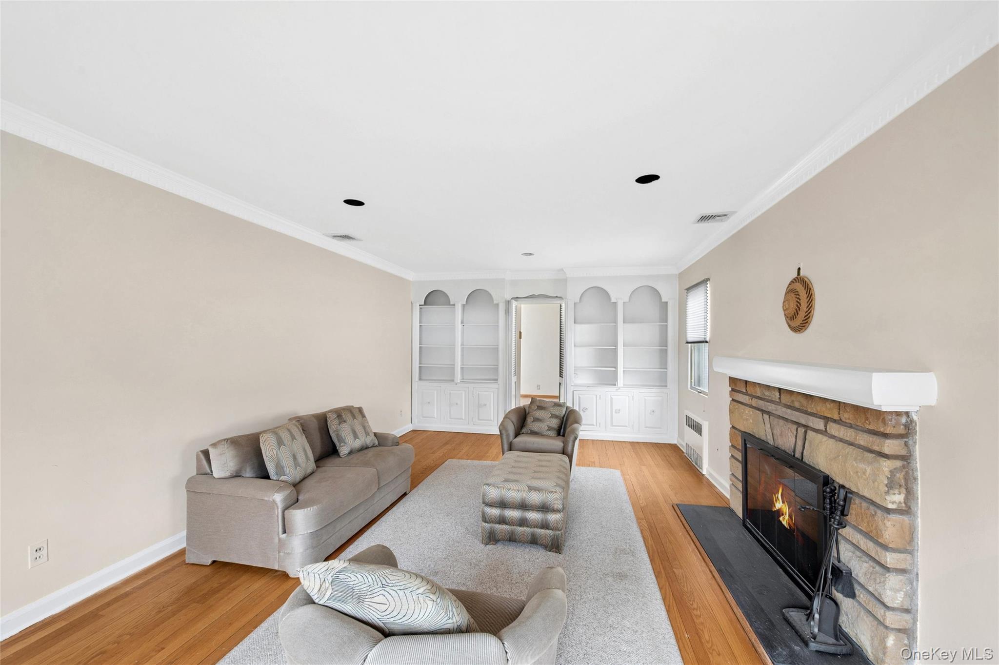 #5 photo, 24 Allen Road, 長島 Rockville Centre , NY 11570