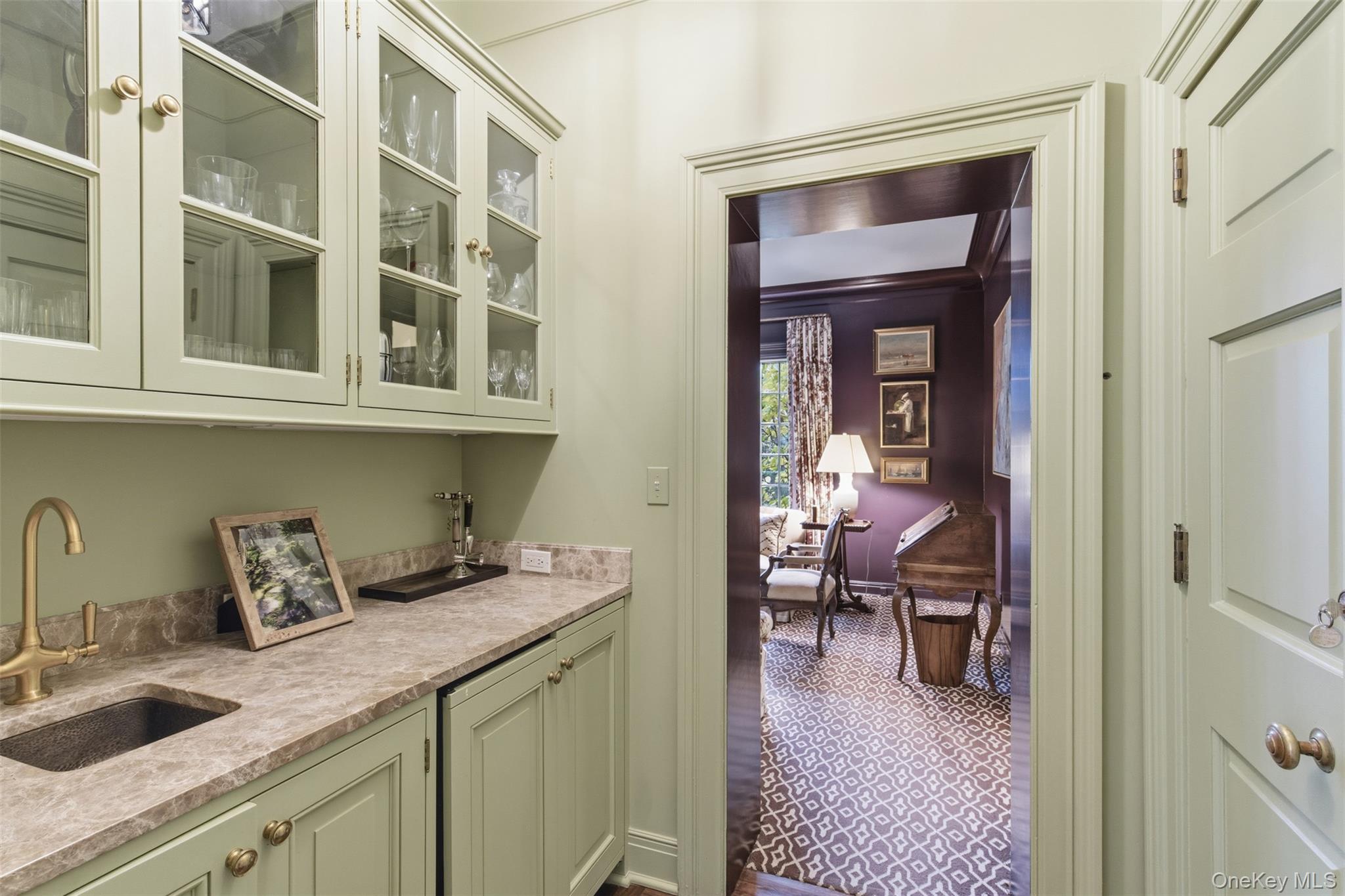 #18 photo, 159 Factory Pond Road, 롱 아일랜드 Mill Neck , NY 11560