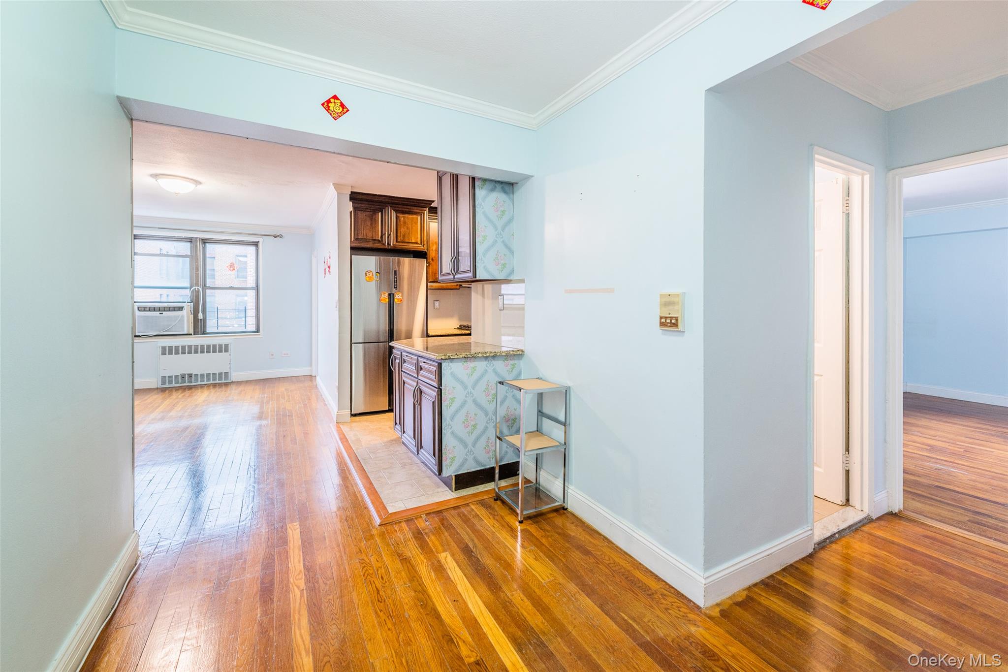 #4 photo, 15025 72nd Road, Kew Garden Hills , NY 11367