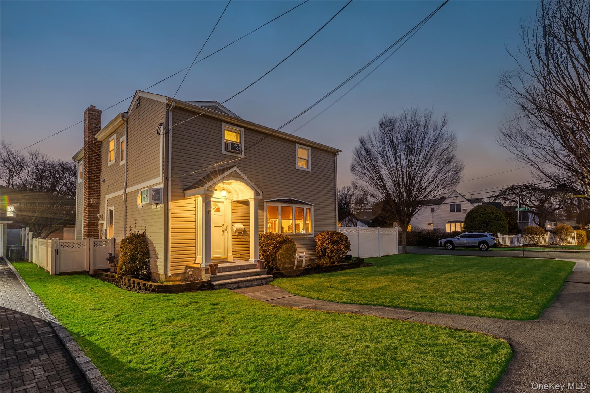 #3 photo, 2632 Montauk Avenue, 롱 아일랜드 Merrick , NY 11566