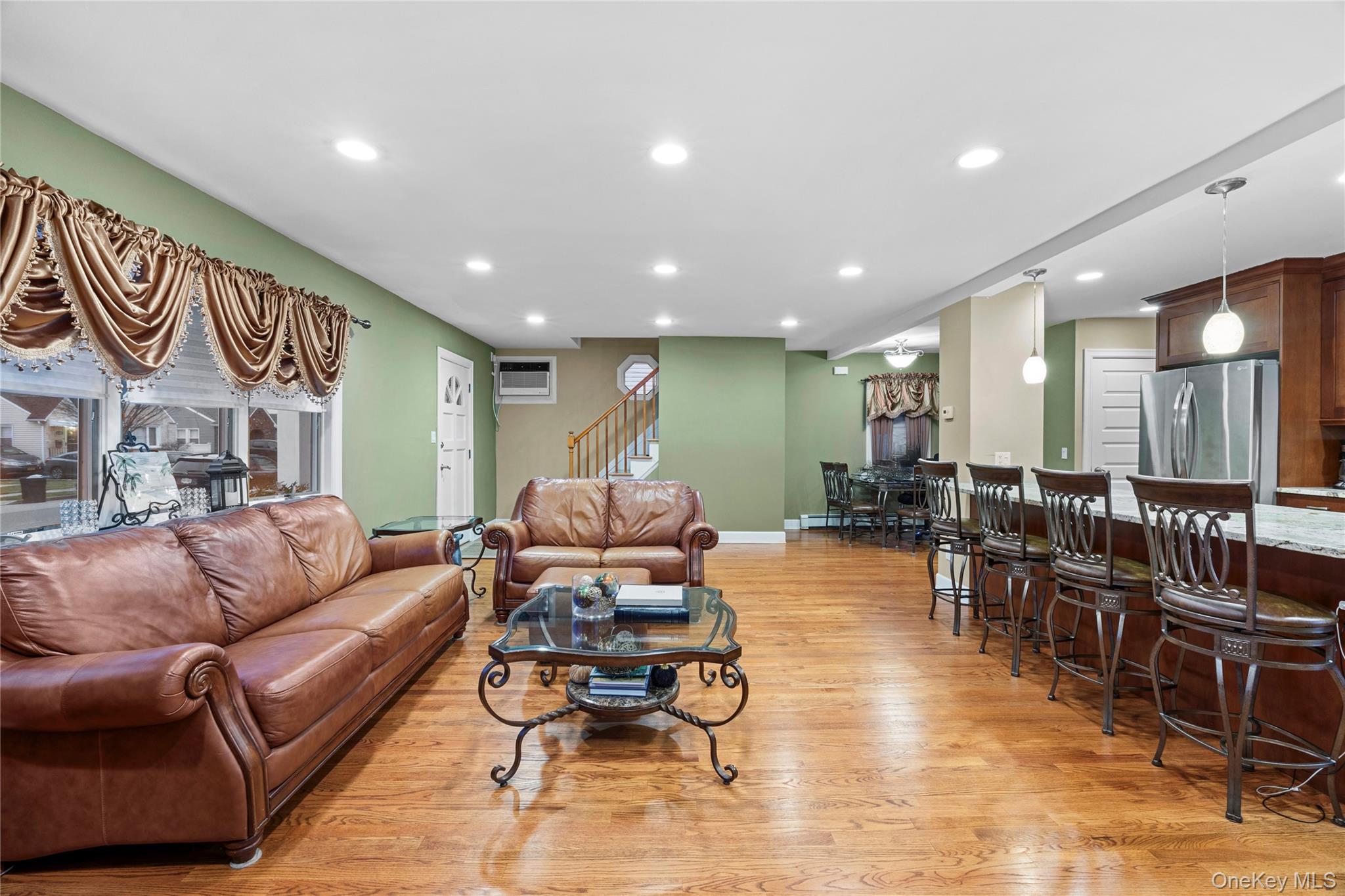 #7 photo, 2632 Montauk Avenue, 롱 아일랜드 Merrick , NY 11566