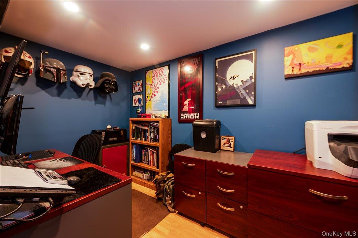 #16 photo, 11 Lower Road, সাফোক কাউন্টি Smithtown , NY 11787