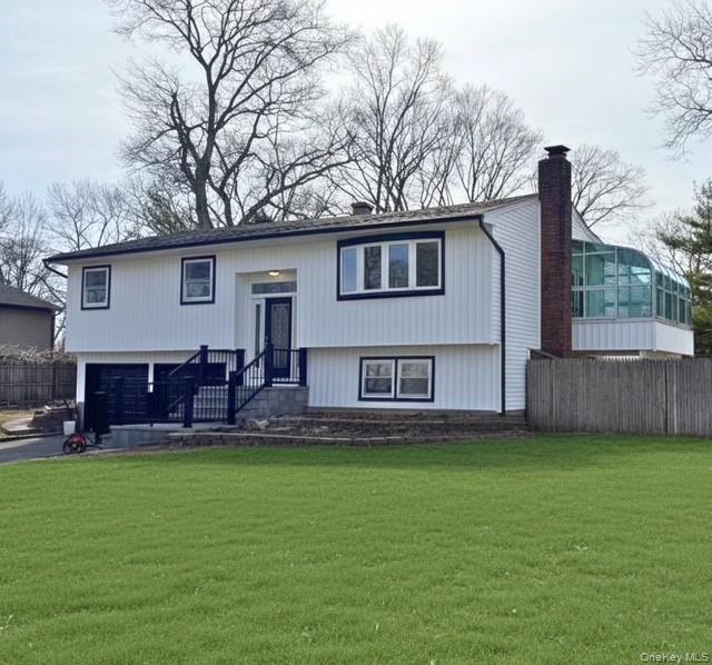 #1 photo, 8 Alpine Street, सफ़ोक काउंटी Port Jefferson Station , NY 11776