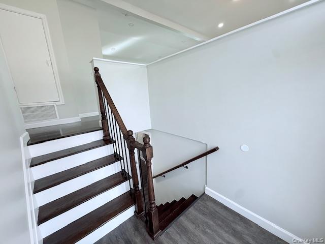 #2 photo, 8 Alpine Street, सफ़ोक काउंटी Port Jefferson Station , NY 11776