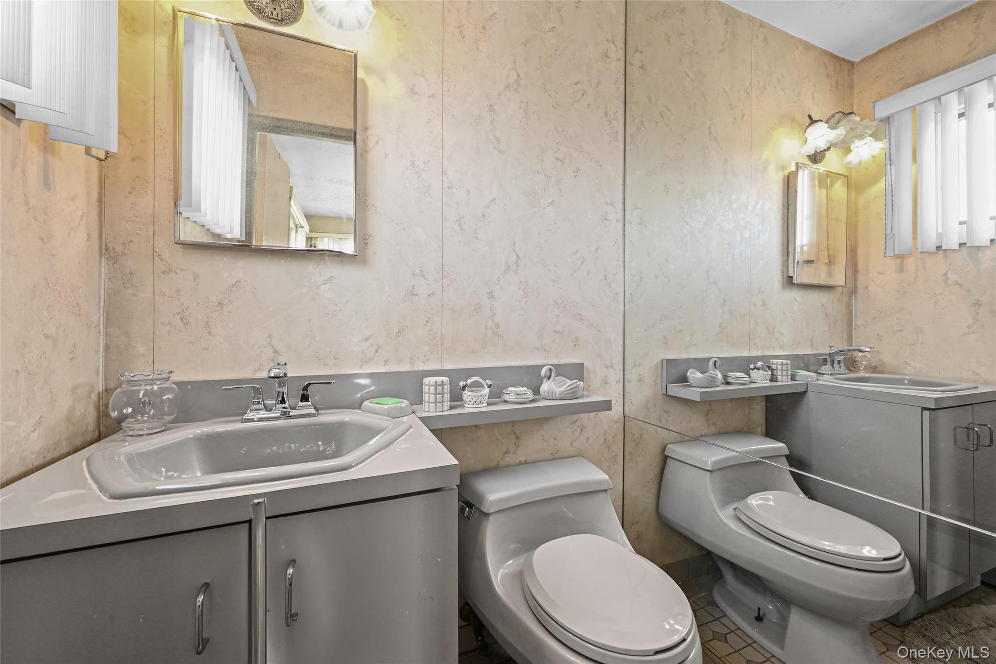 #12 photo, 3727 Oceanside Road, Нассау ‖ Oceanside , NY 11572