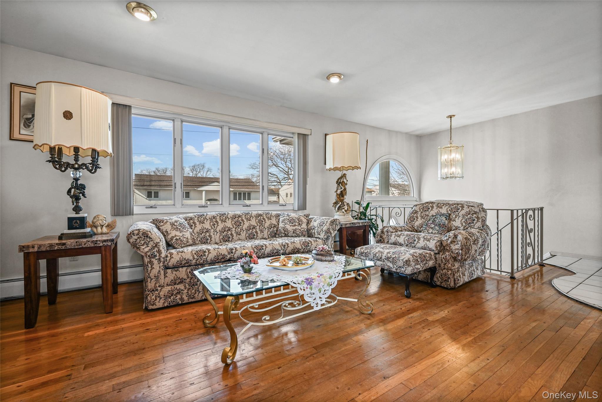 #4 photo, 3727 Oceanside Road, Нассау ‖ Oceanside , NY 11572