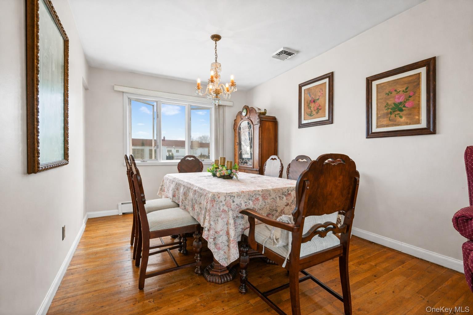 #5 photo, 3727 Oceanside Road, Нассау ‖ Oceanside , NY 11572