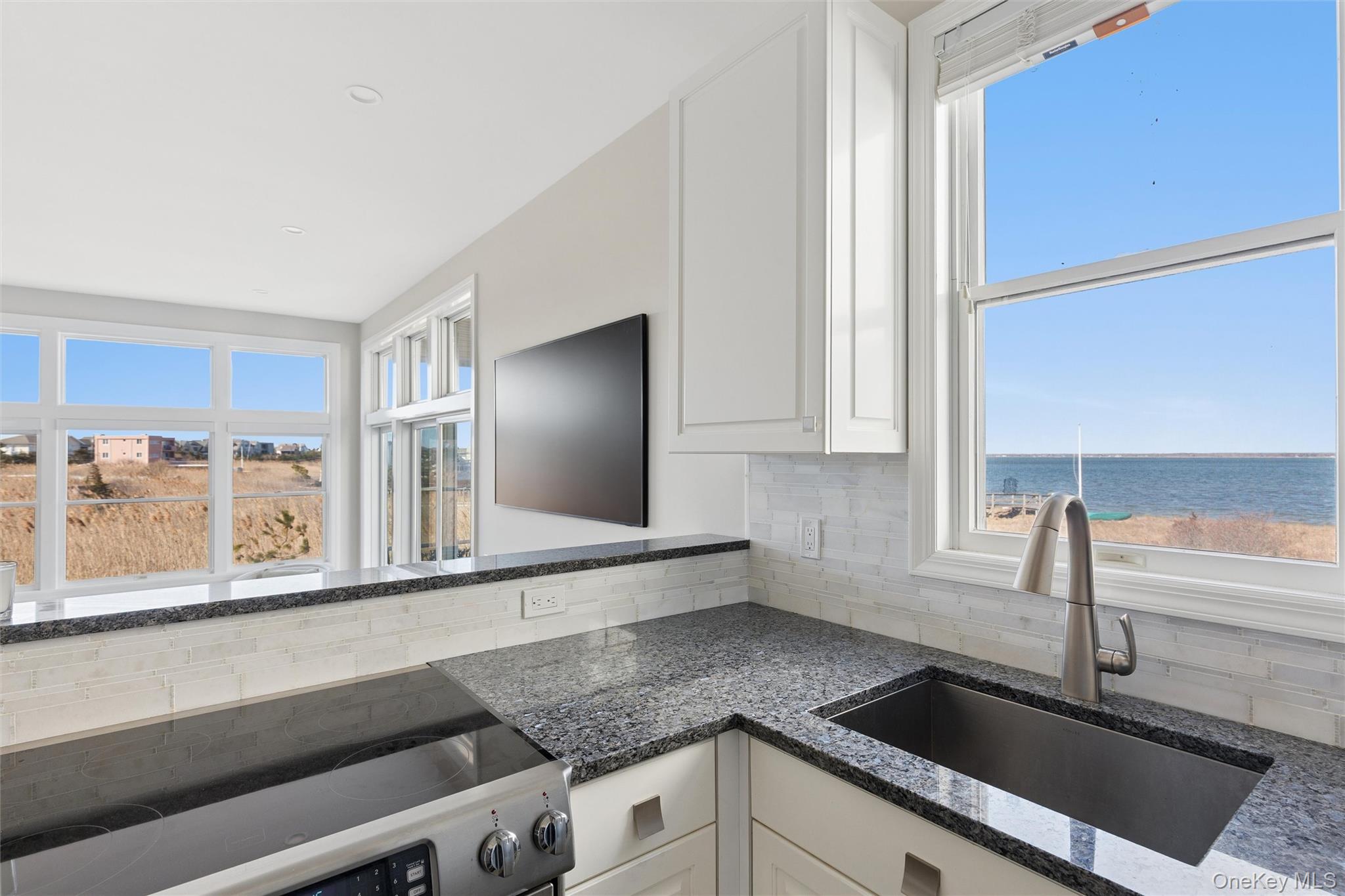 #11 photo, 580 Dune Road, 东长岛 汉普顿 Westhampton Beach , NY 11978