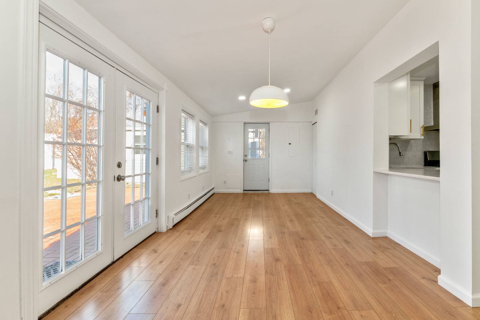 #12 photo, 40 ISLAND STREET, নাসাউ কাউন্টি Plainview , NY 11803