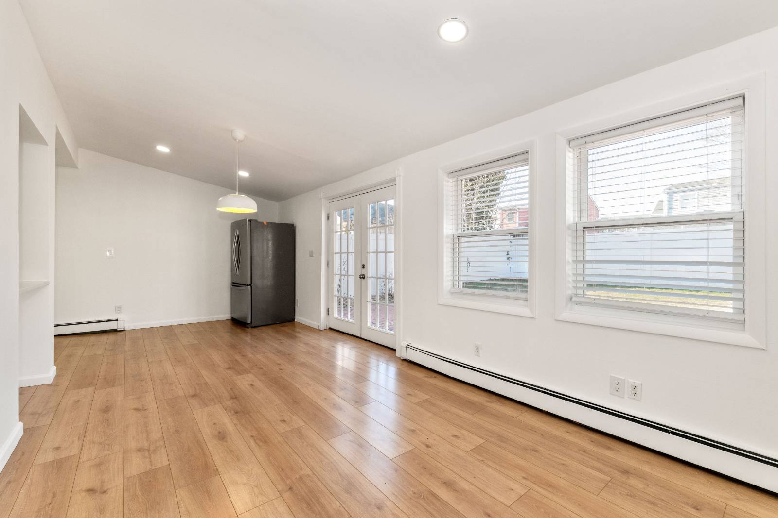 #13 photo, 40 ISLAND STREET, নাসাউ কাউন্টি Plainview , NY 11803