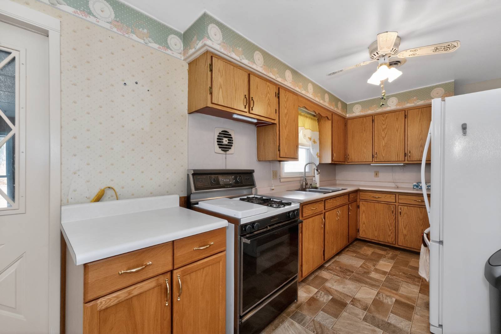 #14 photo, 11 Myers Ct, Albany , NY 12205