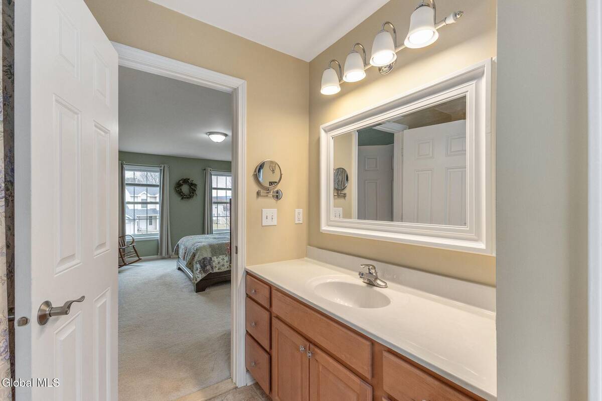 #26 photo, 32 Bancker Avenue, Glenville , NY 12302