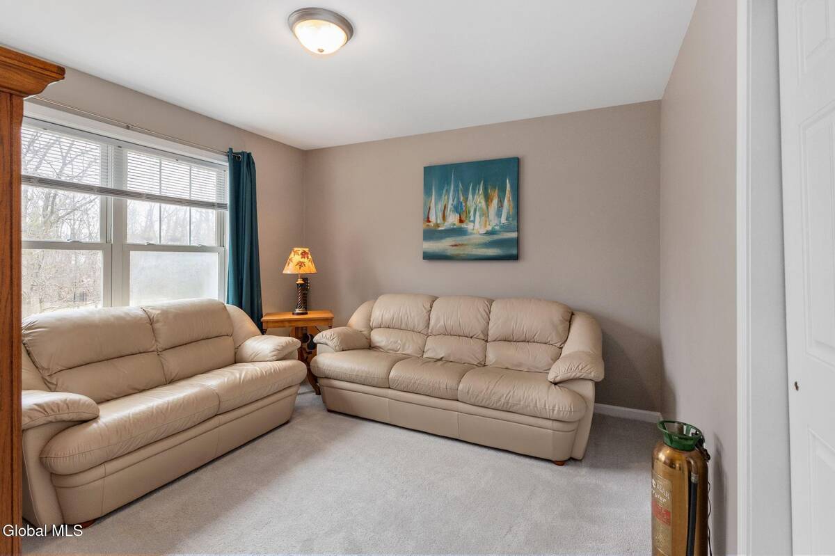 #32 photo, 32 Bancker Avenue, Glenville , NY 12302