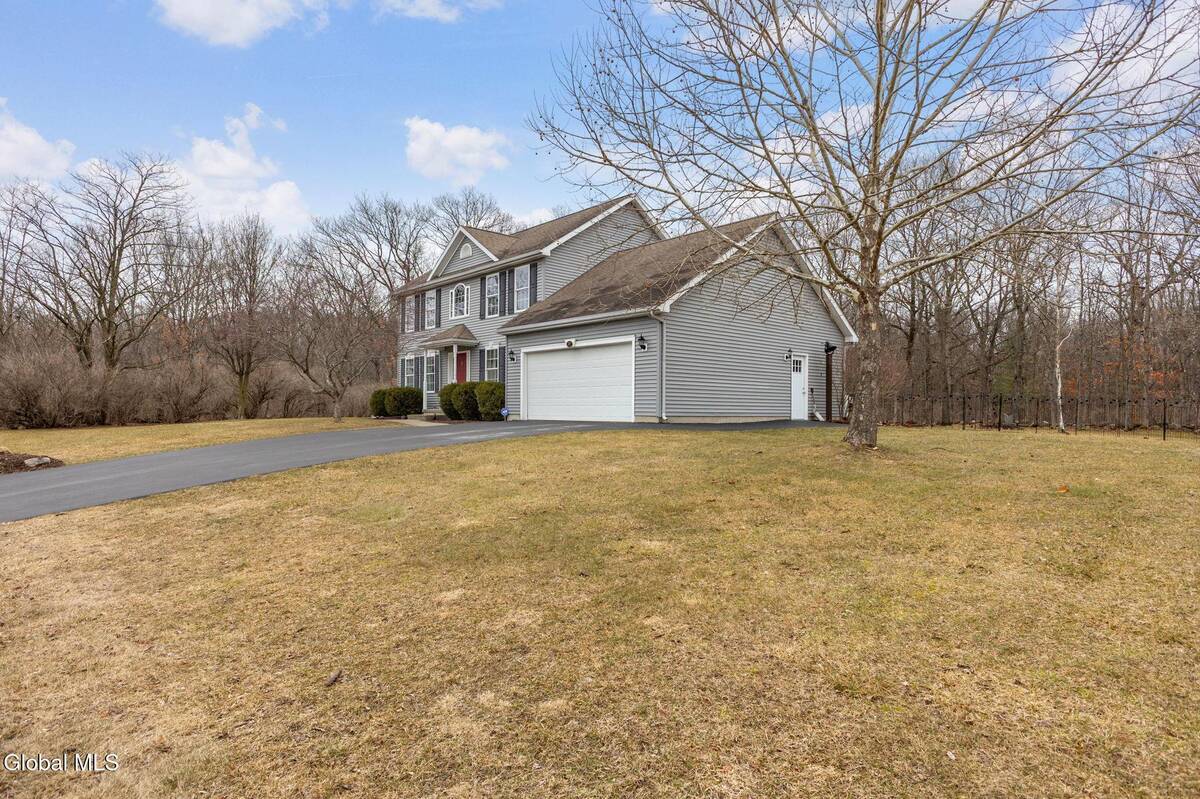 #33 photo, 32 Bancker Avenue, Glenville , NY 12302