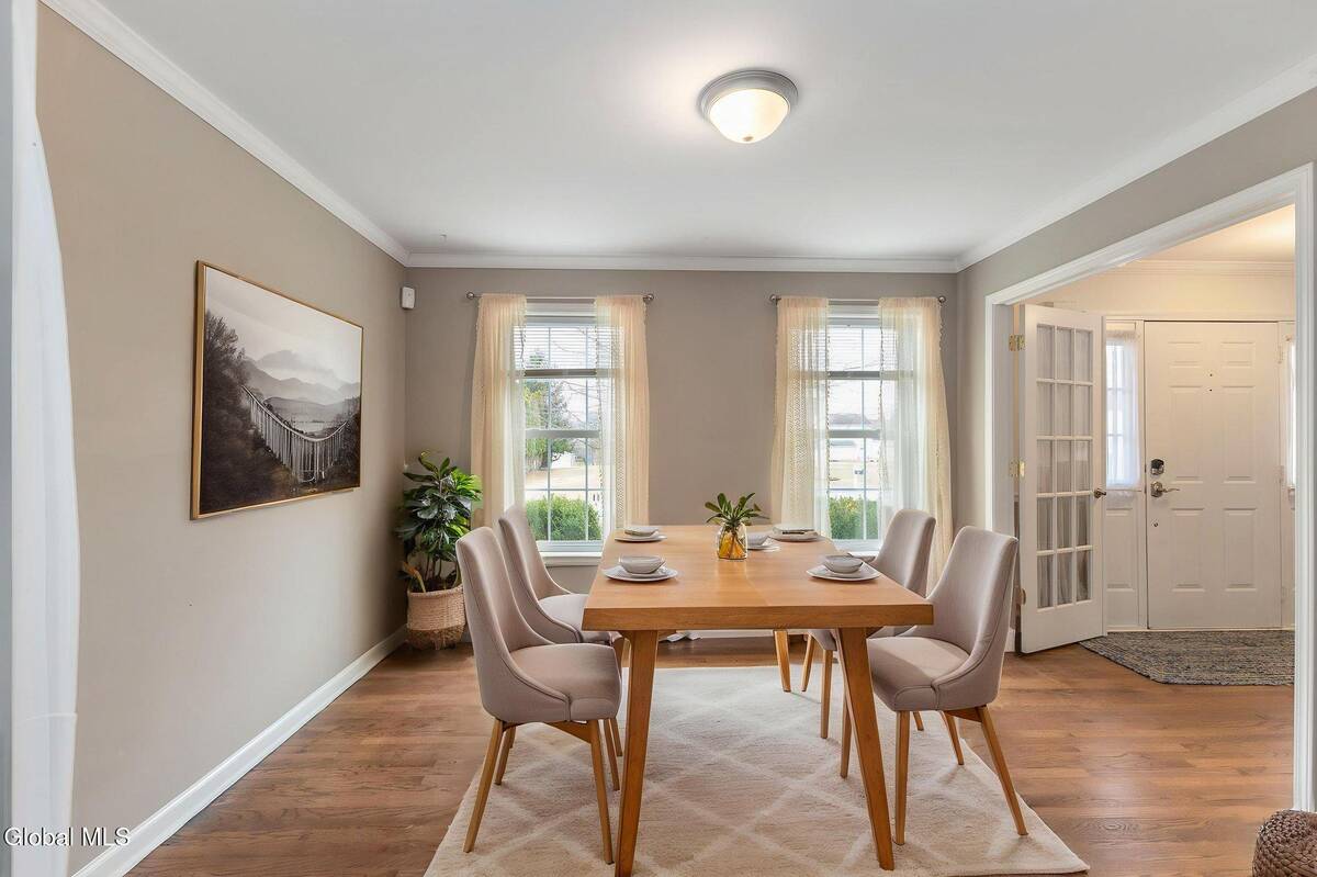 #9 photo, 32 Bancker Avenue, Glenville , NY 12302