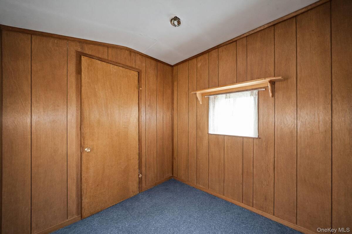 #15 photo, 11 Rosemont Avenue, Саффолк ‖ Farmingville , NY 11738