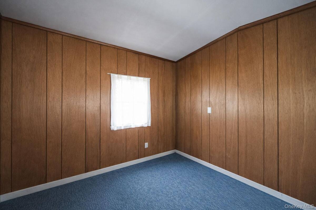 #16 photo, 11 Rosemont Avenue, Саффолк ‖ Farmingville , NY 11738