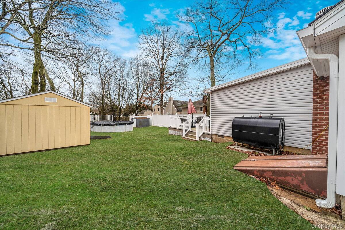 #11 photo, 16 Rexmere Avenue, Farmingville , NY 11738