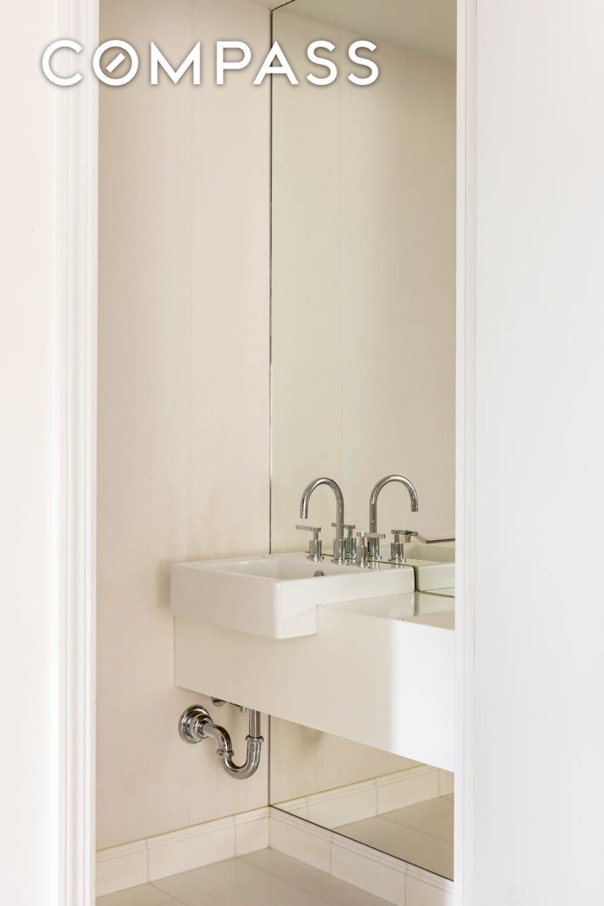 #12 photo, 1 Lexington Avenue, 맨해튼 Gramercy Park , NY 10010