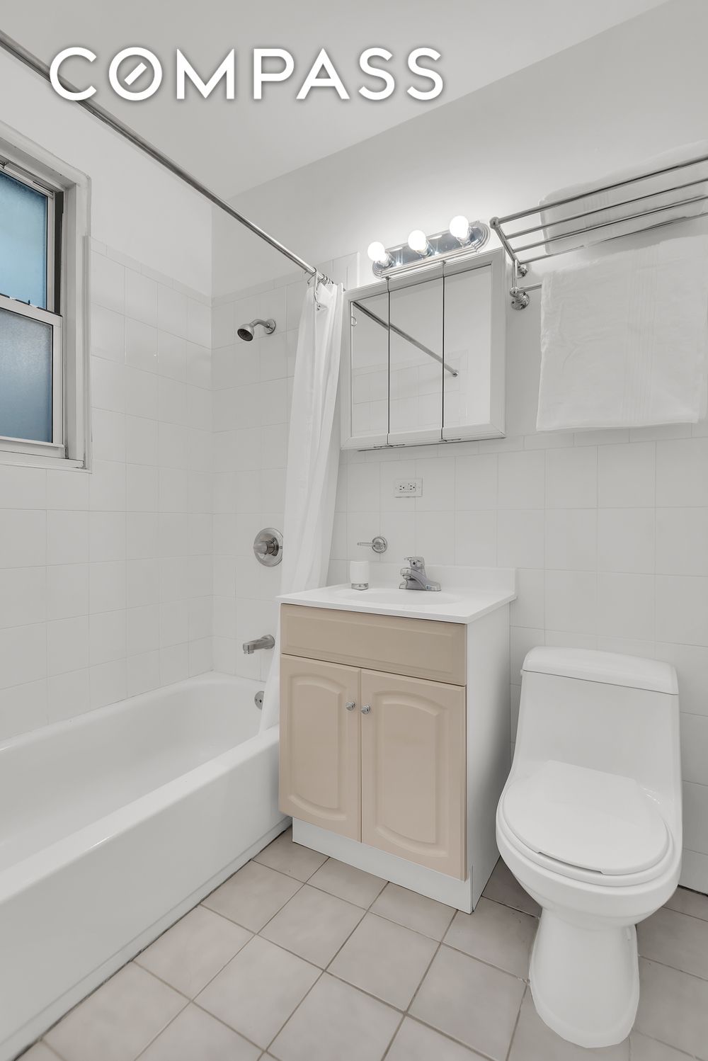 #6 photo, 352 W 12th Street, मैनहटन West Village , NY 10014