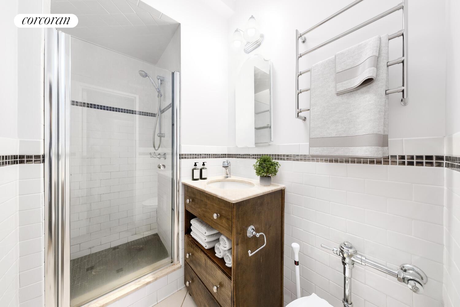 #8 photo, 13 W 13TH Street, Манхэттен ‖ Greenwich Village , NY 10011