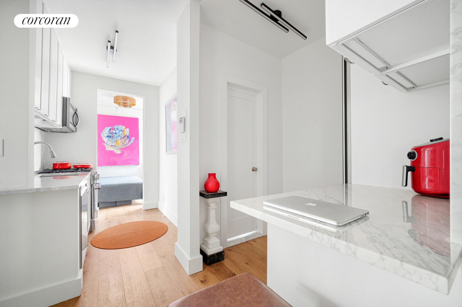 #4 photo, 155 W 20TH Street, ম্যানহাটন Chelsea , NY 10011