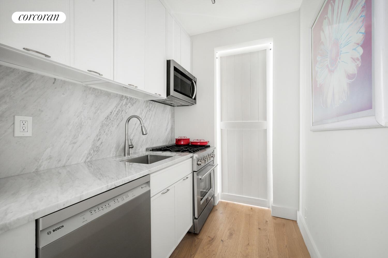 #5 photo, 155 W 20TH Street, ম্যানহাটন Chelsea , NY 10011