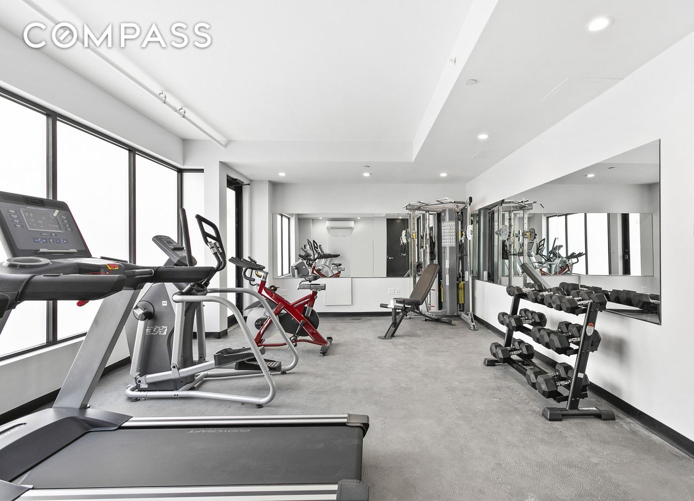 #9 photo, 364 Harman Street, הברונקס Bushwick , NY 11237